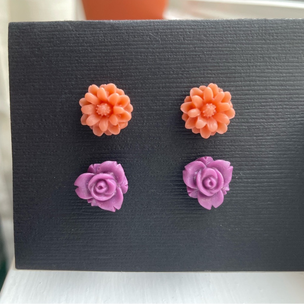 Floral Stud Earrings Set in Orange and Purple